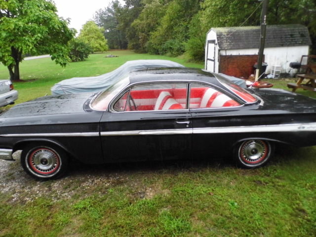 1961 Chevrolet Impala 2 door coupe - photo 3