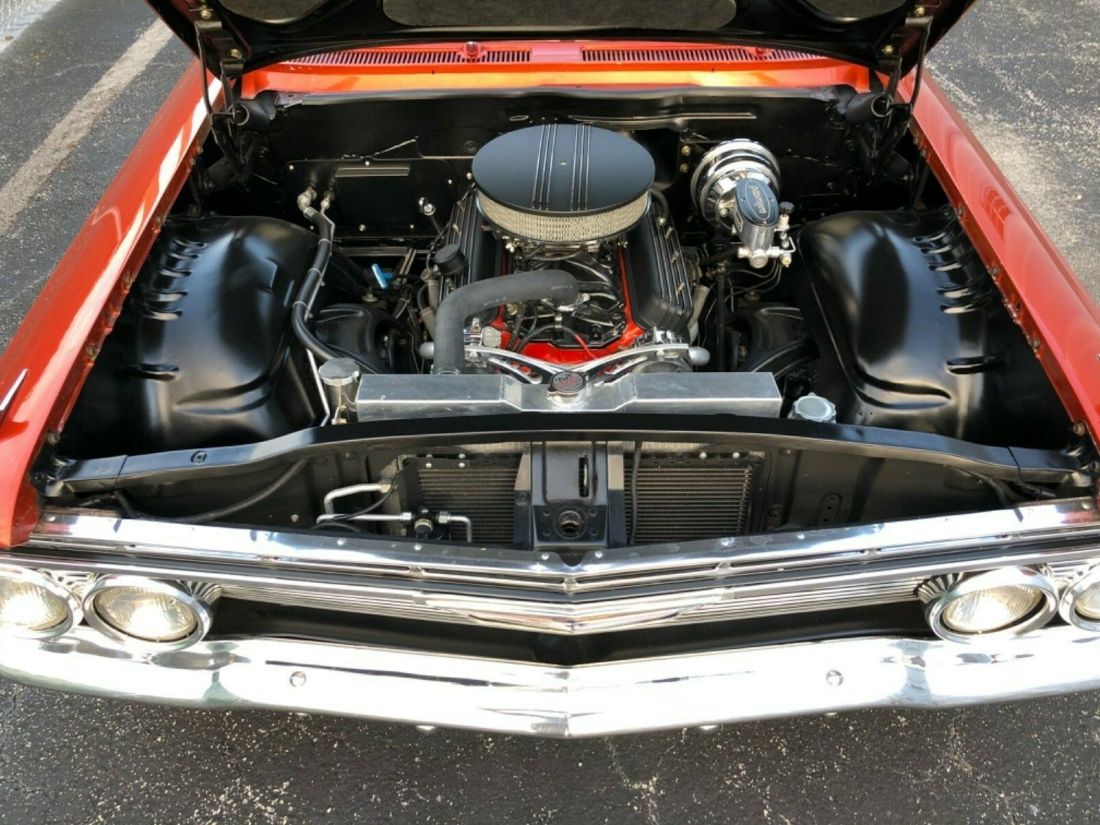 1961 Chevrolet Impala Sport Coupe - photo 12
