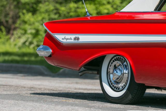 1961 Chevrolet Impala - photo 11