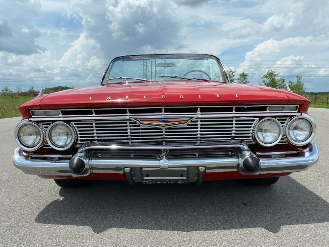 1961 Chevrolet Impala LS3 RESTOMOD RIDETECH 4L85E A/C - photo 11
