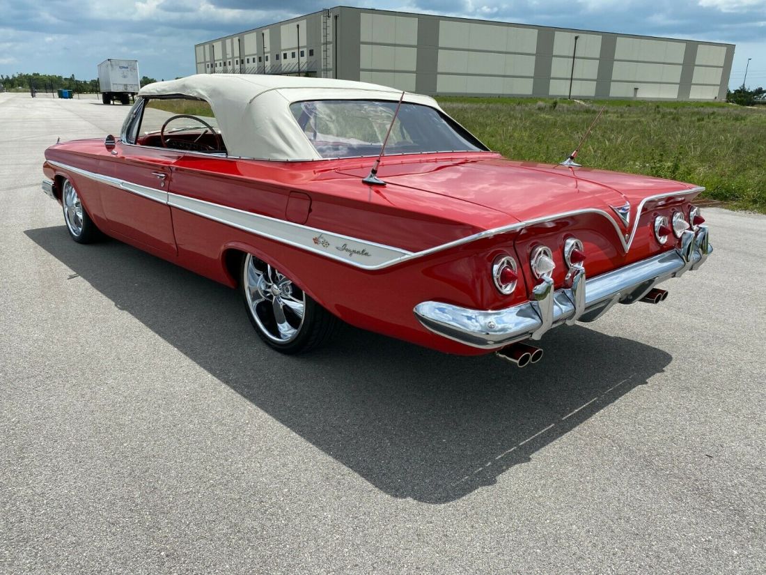 1961 Chevrolet Impala LS3 RESTOMOD RIDETECH 4L85E A/C - photo 12