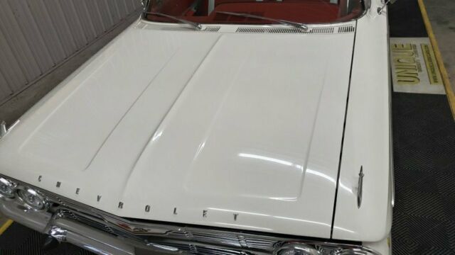 1961 Chevrolet Impala Convertible 348 Tri-power - photo 12