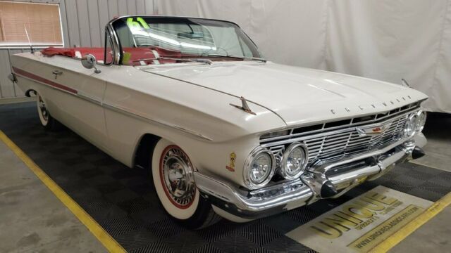1961 Chevrolet Impala Convertible 348 Tri-power - photo 3