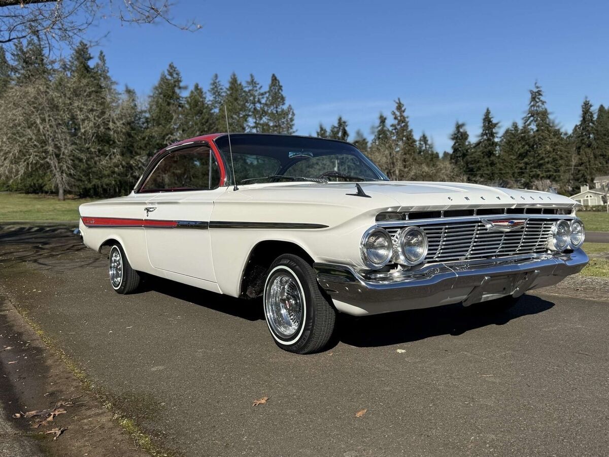 1961 Chevrolet Impala - photo 6