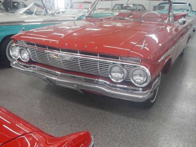 1961 Chevrolet Impala -- - photo 8