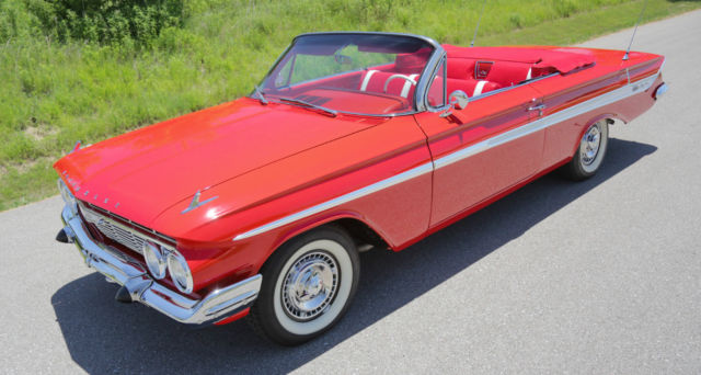 1961 Chevrolet Impala SS - photo 2