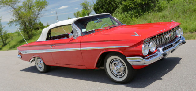 1961 Chevrolet Impala SS - photo 4