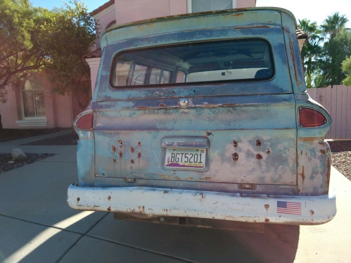1961 Chevrolet Suburban - photo 3