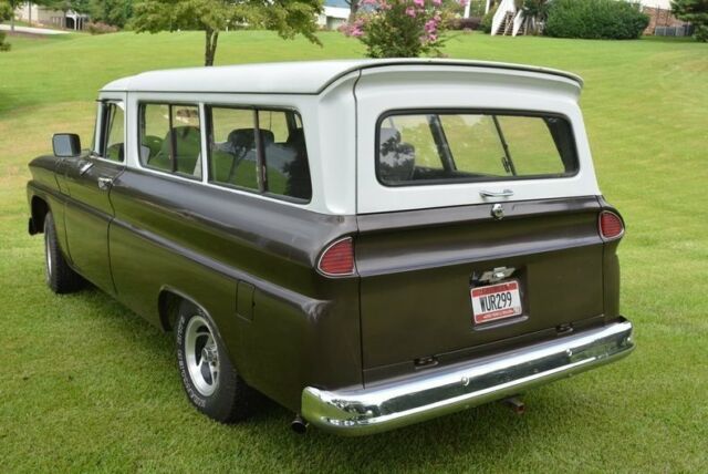 1961 Chevrolet Suburban -- - photo 10