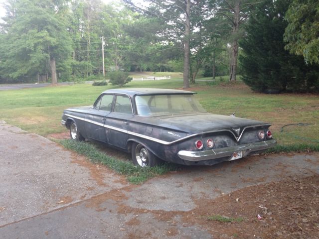 1961 Chevy Belair non Impala 1961 Chevrolet Bel Air/150/210 Base 4-Door Sedan