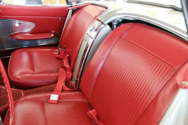 1961 Chevrolet Corvette vinyl - photo 9