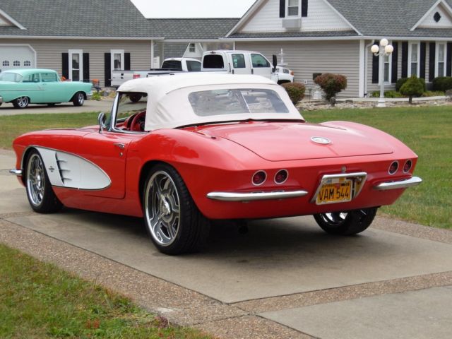 1961 Chevrolet Corvette CORVETTE - photo 4