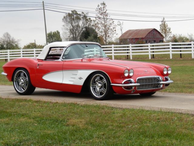 1961 Chevrolet Corvette CORVETTE - photo 7