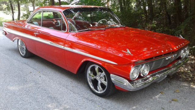 1961 Chevrolet Impala - photo 2