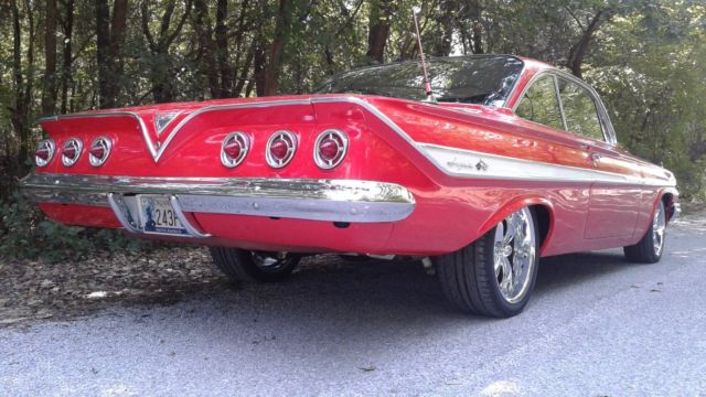1961 Chevrolet Impala - photo 9