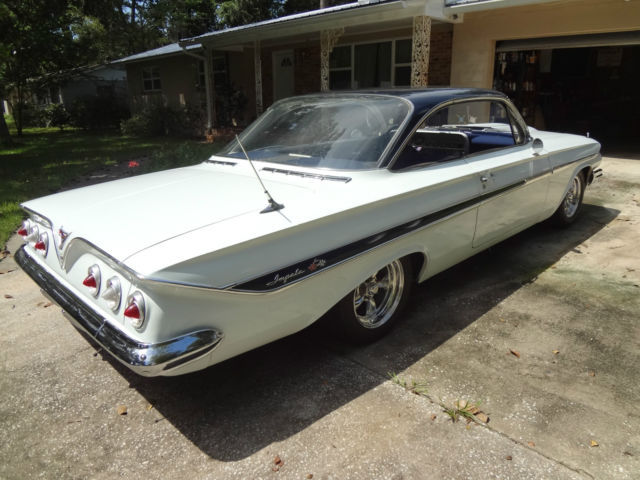 1961 Chevrolet Impala - photo 2