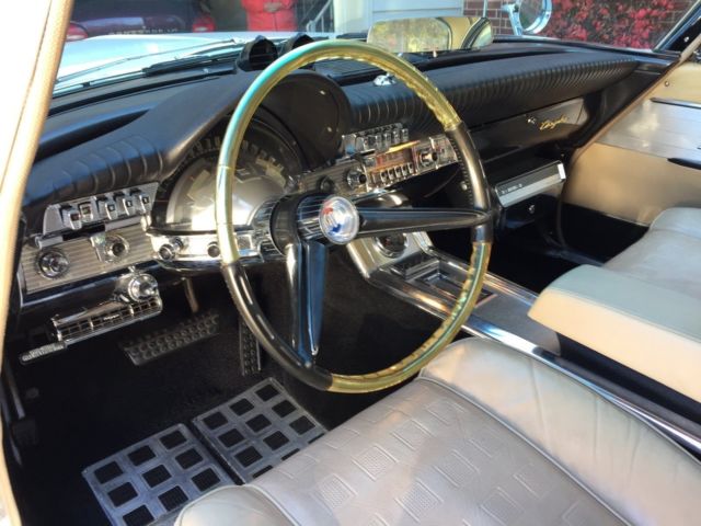 1961 Chrysler 300 Series Tan Leather - photo 3