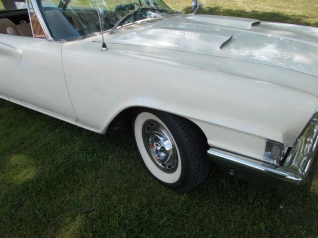 1961 Chrysler 300 Series Bubbletop with super cool fins - photo 13