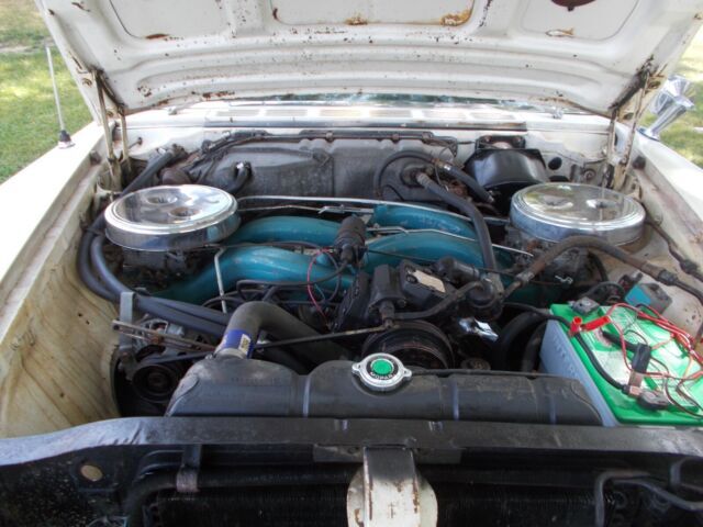 1961 Chrysler 300 Series Bubbletop with super cool fins - photo 2
