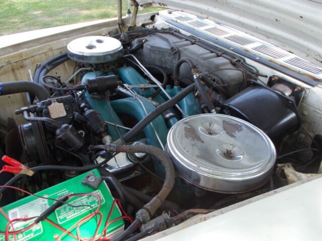 1961 Chrysler 300 Series Bubbletop with super cool fins - photo 4