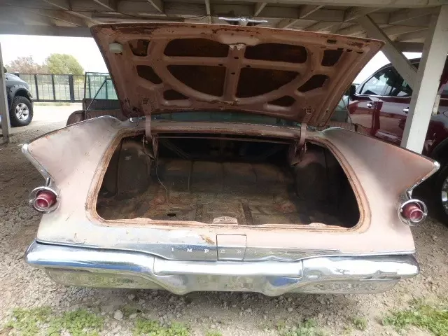 1961 Chrysler Imperial - photo 7