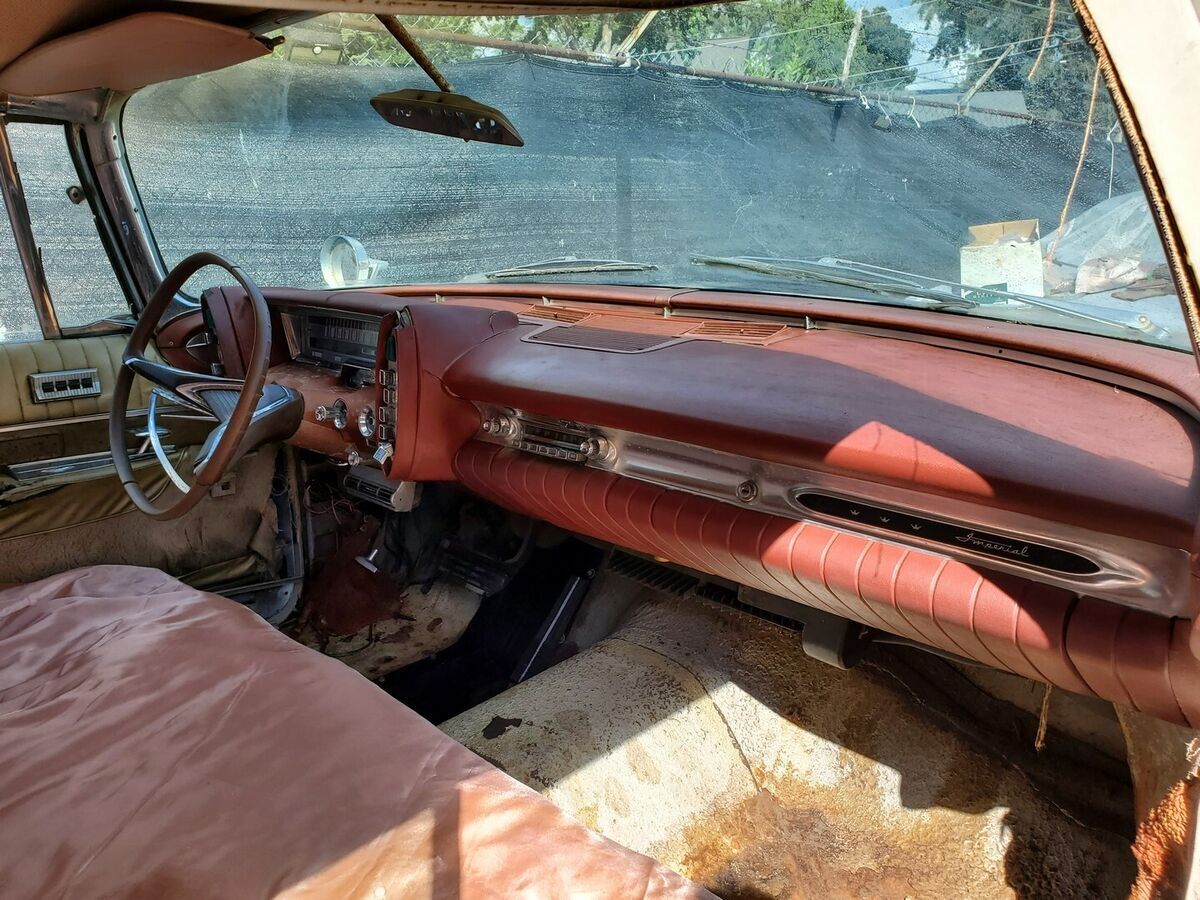 1961 Chrysler Imperial - photo 11