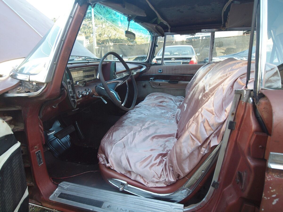 1961 Chrysler Imperial - photo 9