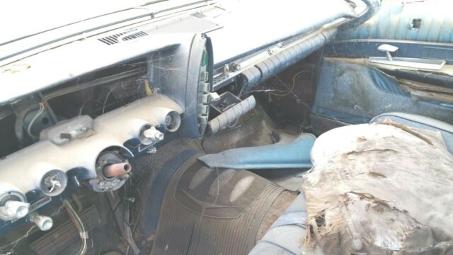 1961 Chrysler Imperial - photo 7