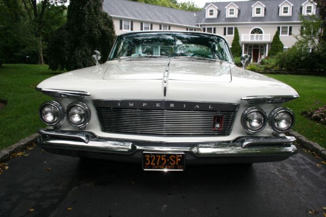 1961 Chrysler Imperial Crown - photo 2