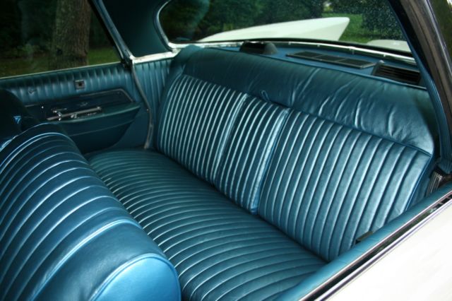 1961 Chrysler Imperial Crown - photo 8