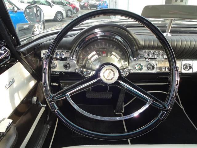 1961 Chrysler Newport 4 Door Sedan - photo 10