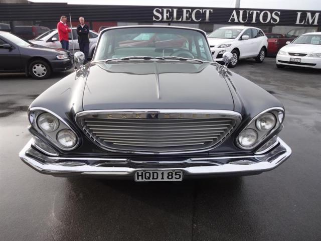 1961 Chrysler Newport 4 Door Sedan - photo 2