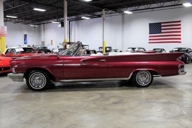 1961 Chrysler Newport Convertible - photo 2