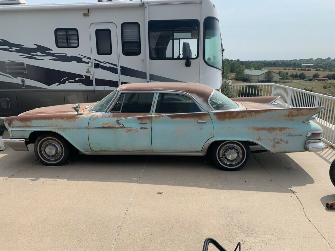 1961 Chrysler Windsor SEL - photo 4