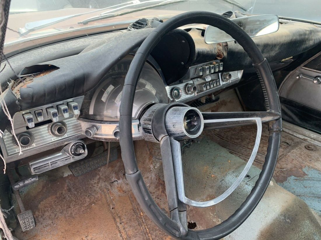 1961 Chrysler Windsor SEL - photo 9