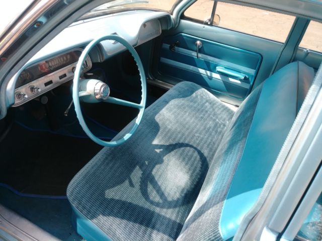 1961 Chevrolet Corvair - photo 3