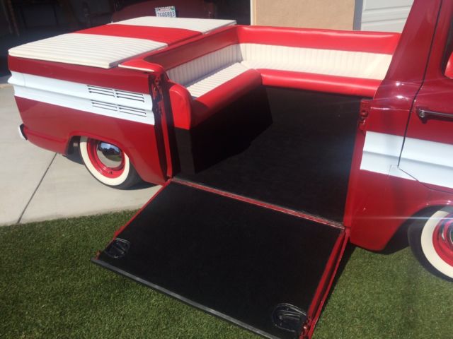 1961 Chevrolet Corvair - photo 2