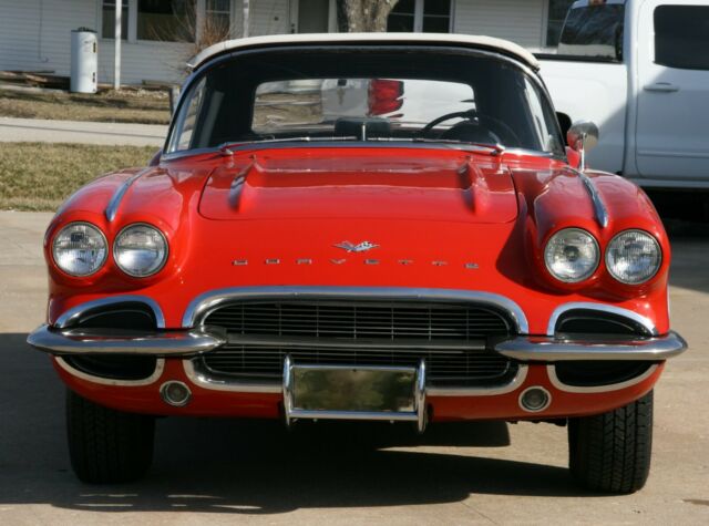 1961 Chevrolet Corvette 270HP #'S MATCH - photo 2