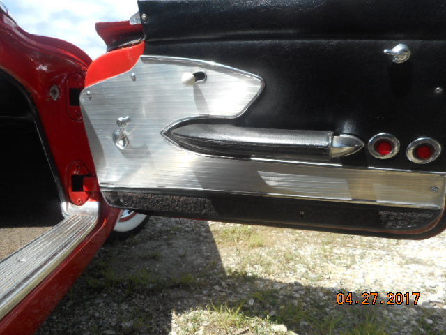 1961 Chevrolet Corvette Vinyl - photo 11