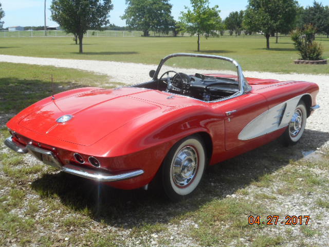 1961 Chevrolet Corvette Vinyl - photo 6