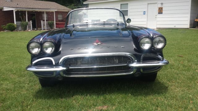 1961 Chevrolet Corvette - photo 9