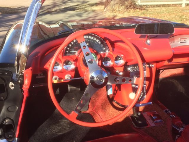1961 Chevrolet Corvette - photo 13