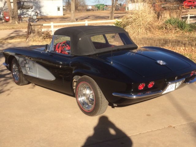 1961 Chevrolet Corvette - photo 8