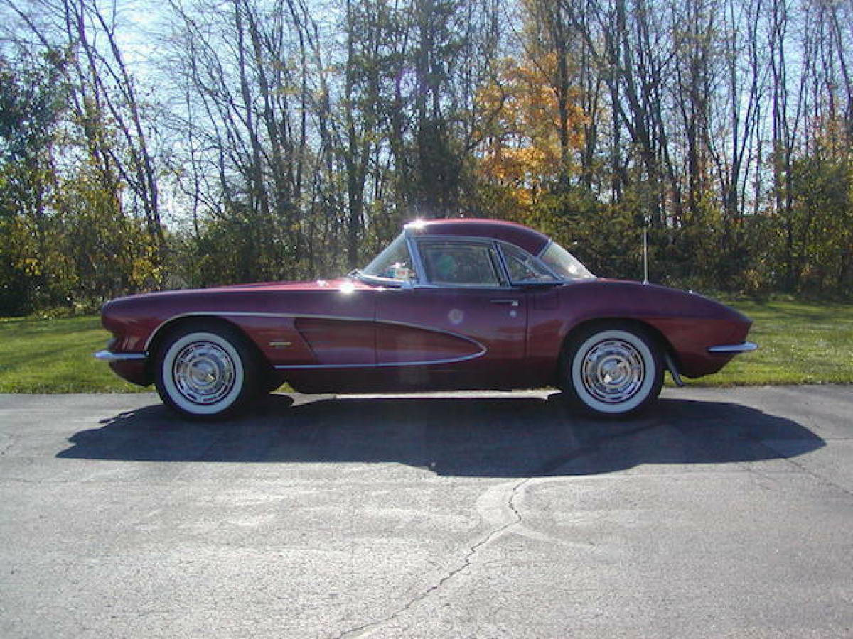 1961 Corvette 4 owner, never dealer, auction sold, original miles, high end driv 1961 Chevrolet Corvette