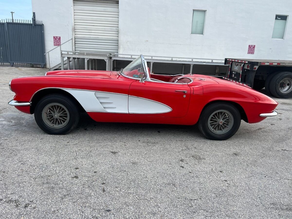 1961 Chevrolet Corvette - photo 6