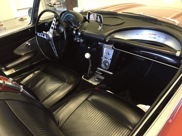 1961 Chevrolet Corvette - photo 10