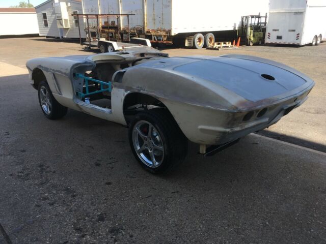 1961 Chevrolet Corvette - photo 7