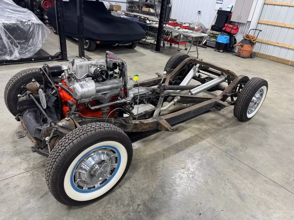 1961 Corvette Fuel Injected 4 speed rolling running chassis 1961 Chevrolet Corvette
