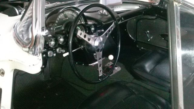 1961 Chevrolet Corvette - photo 5