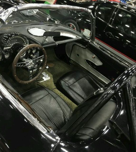 1961 Chevrolet Corvette - photo 11